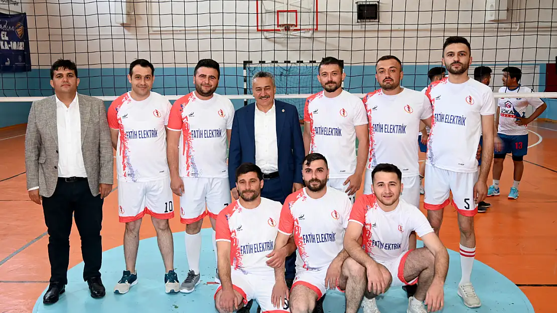 Başkanlık Kupası voleybol maçlarında Heyecan devam ediyor