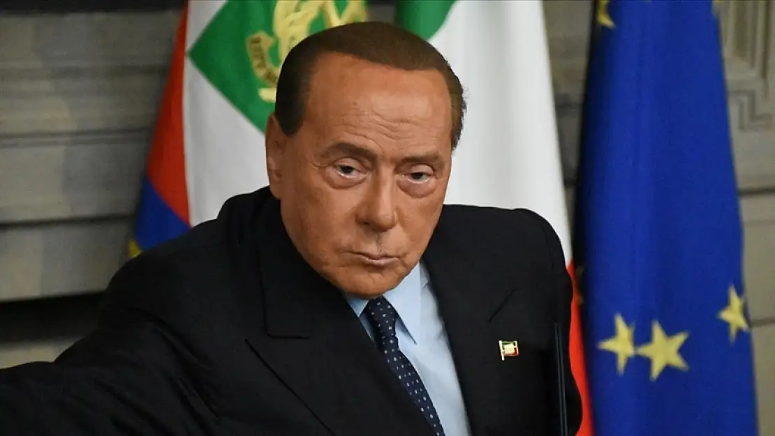 Berlusconi seçimlerde aday olmayı düşünüyor