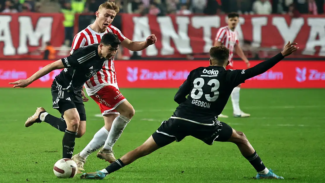 Beşiktaş Antalyaspor'u ağırlayacak