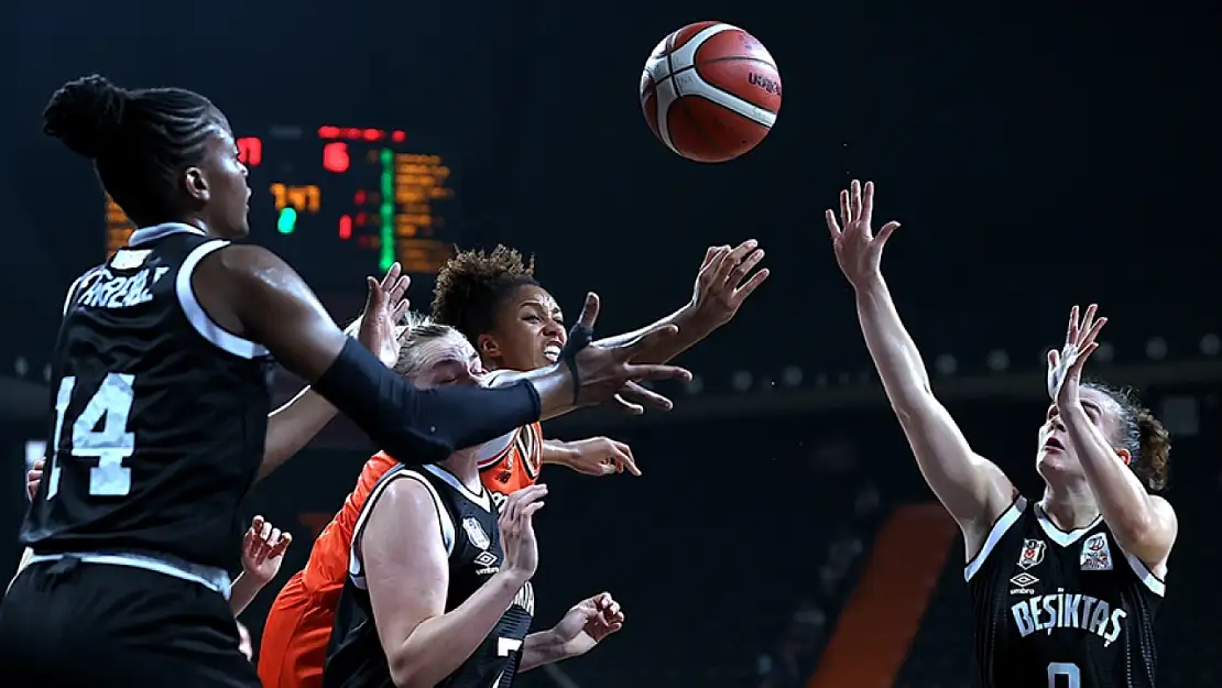 Beşiktaş Kadın Basketbol Takımı, Benfica'yı konuk edecek