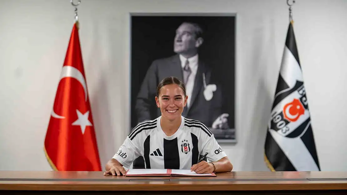 Beşiktaş Minela Gacanica'yı renklerine bağladı