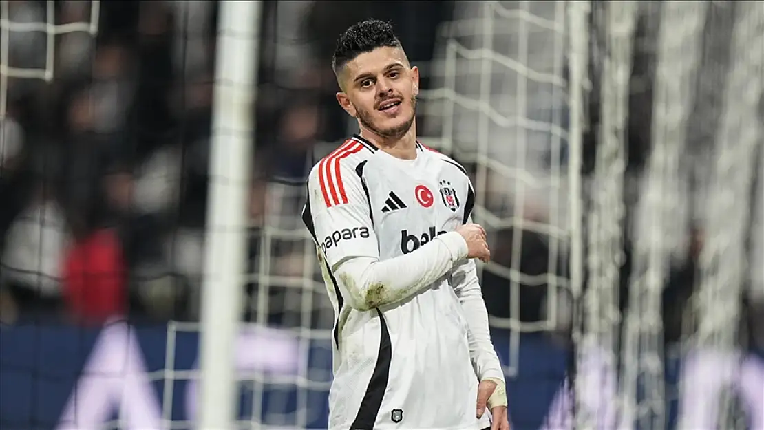 Beşiktaş'ta Rashica Sakatlığı Nedeniyle Kadrodan Çıkarıldı