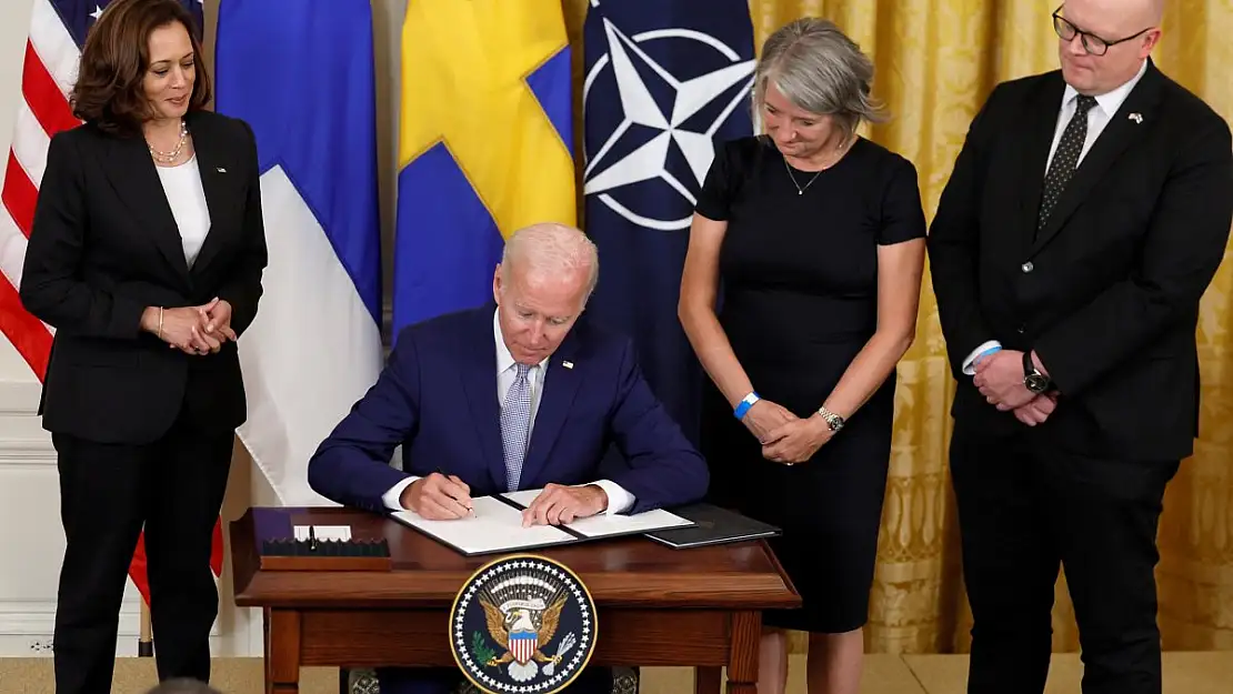 Biden, İsveç ve Finlandiya'nın NATO'ya katılımını onayladı