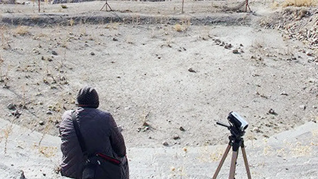 Bostandere antik tiyatrosu turizme kazandırılmayı bekliyor