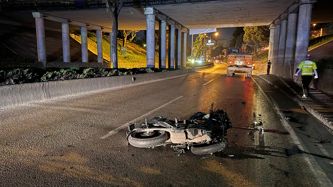 Bursa'da iş makinesi ile motosiklet kaza yaptı: Motosiklet sürücüsü ağır yaralı