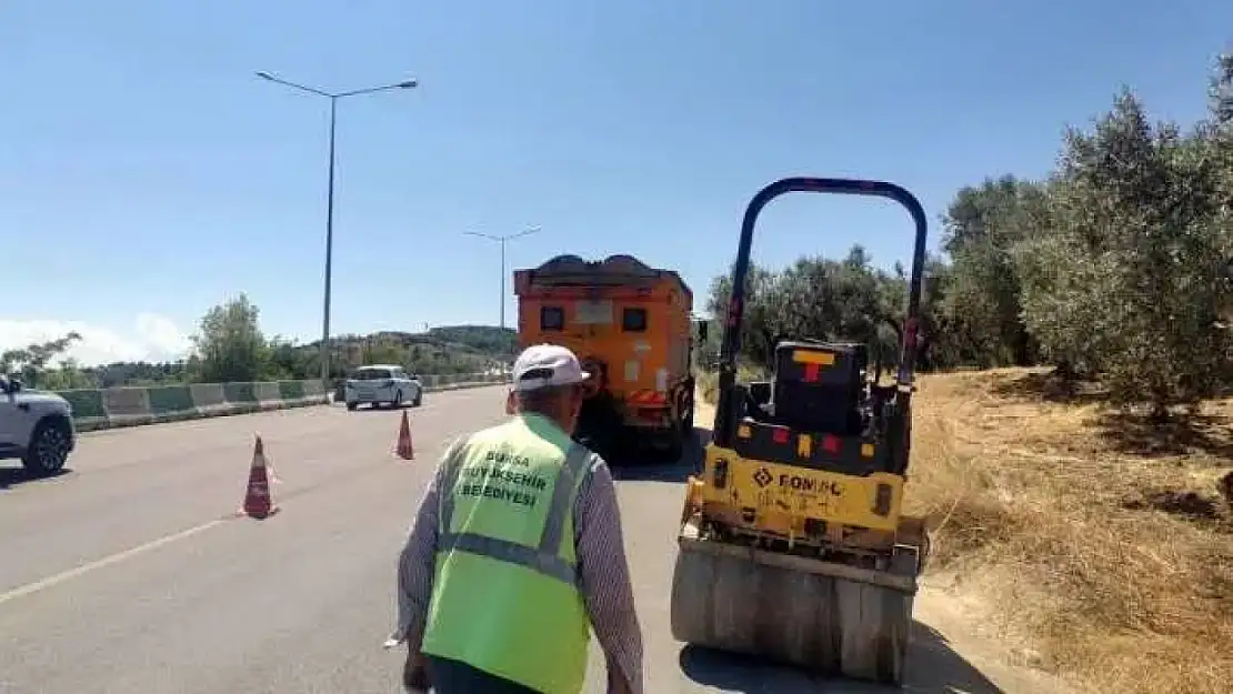 Bursa-Mudanya yolu ekiplerce onarıldı