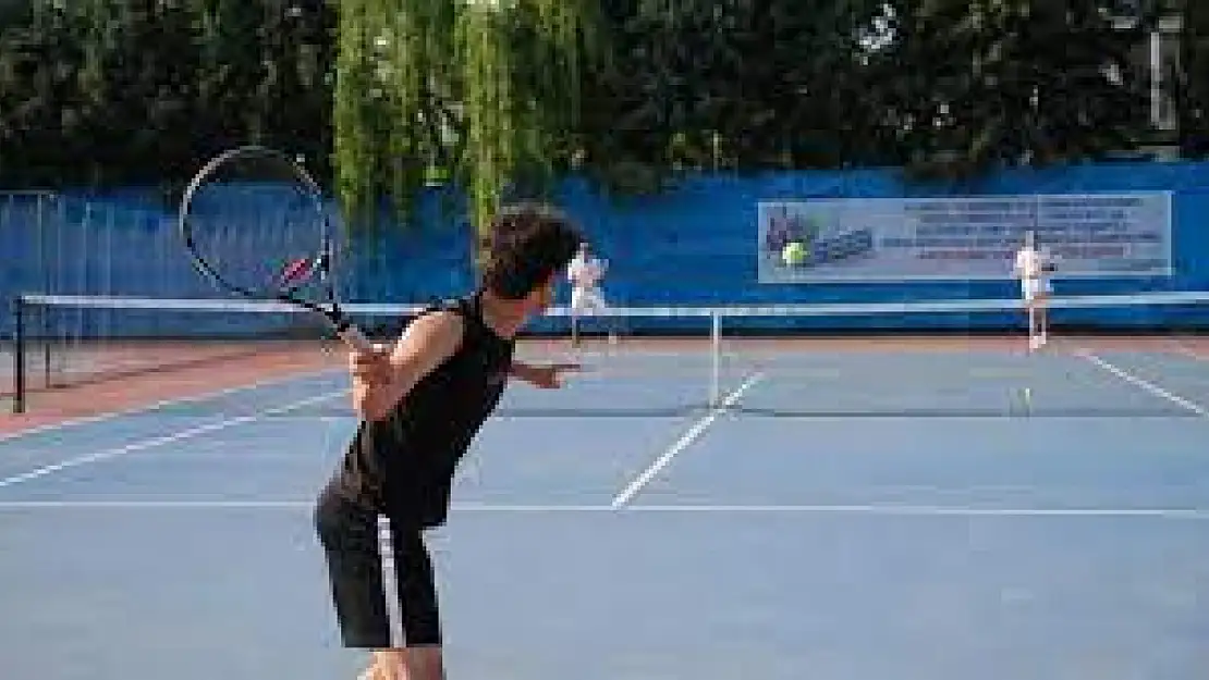 Büyükçekmece 6. Açık Tenis Turnuvası başladı