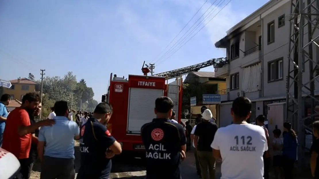 Çakmakla oynayan çocuk yangın çıkardı!