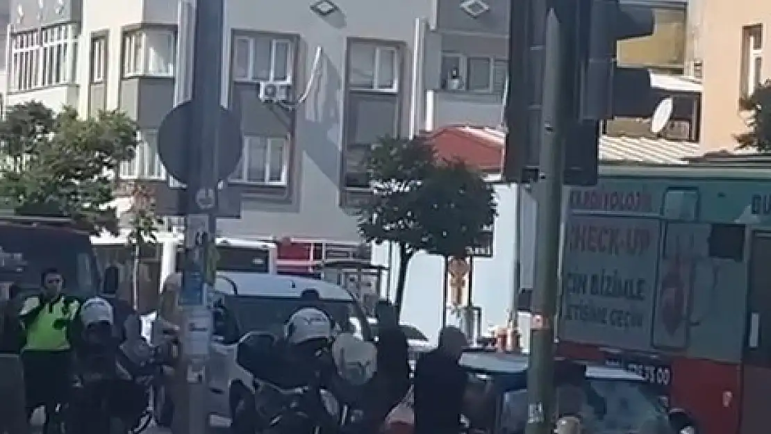 Ceza yazılmasına sinirlenip aracını parçaladı