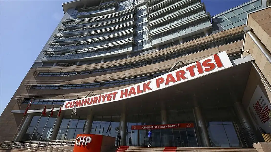 CHP'de beklenen MYK toplantısı başladı