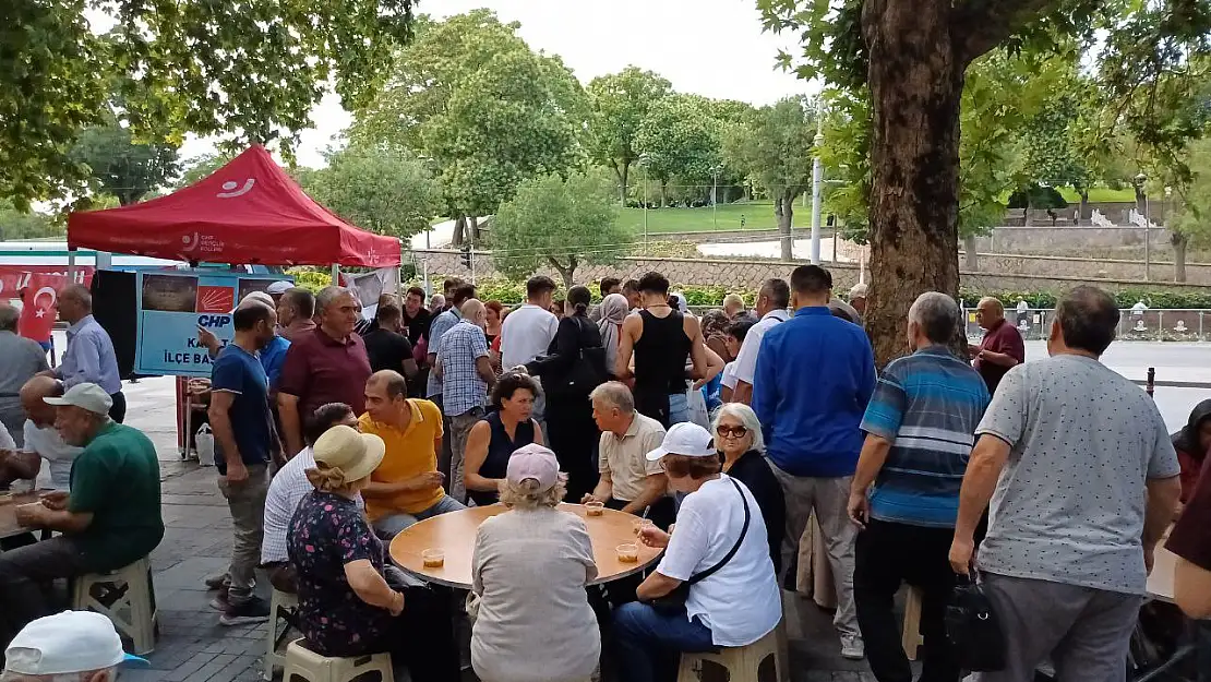  CHP Karatay İlçe Başkanlığı aşure programı düzenledi