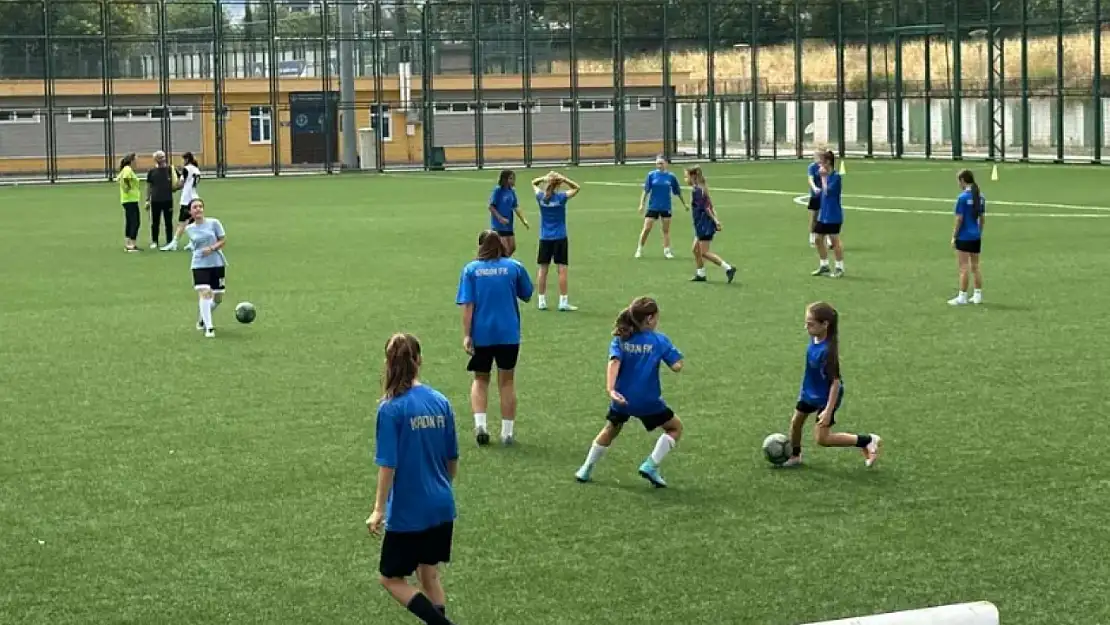 Çocuk Evleri Futbol Takımı Dünya Kupası'nda Türkiye'yi temsil edecek