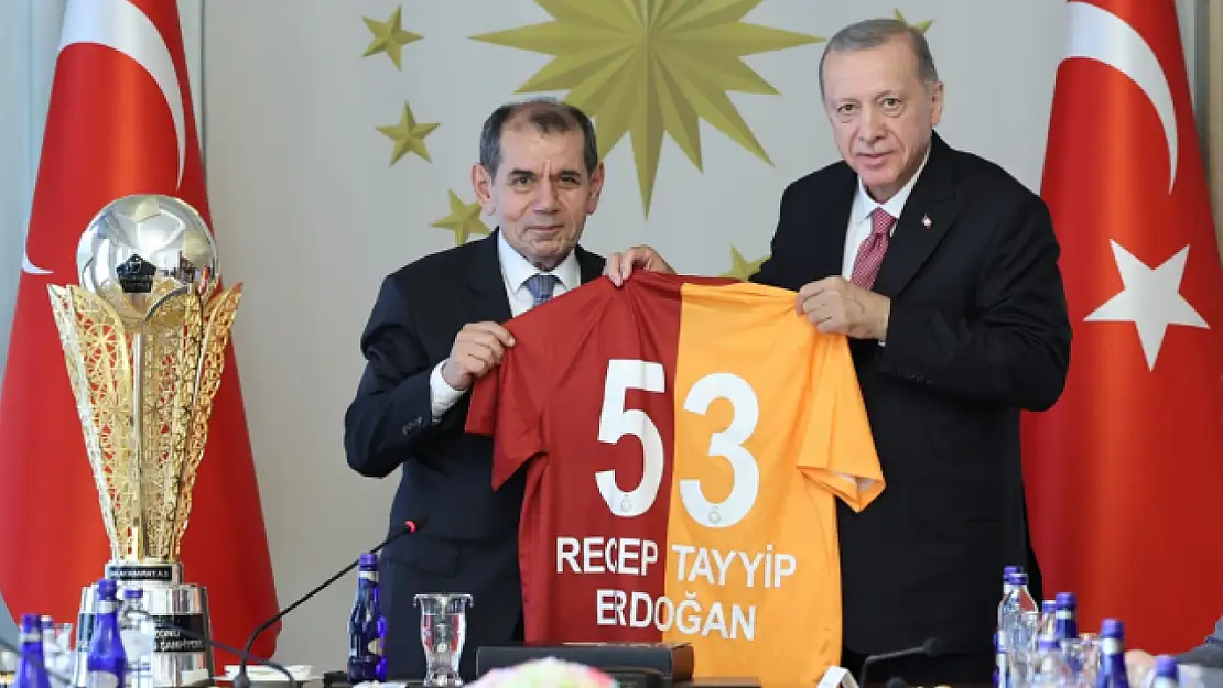 Cumhurbaşkanı Erdoğan Galatasaray'ı bu sözlerle takdir etti