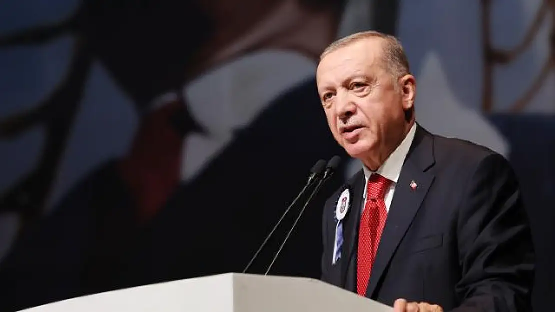 Cumhurbaşkanı Erdoğan'dan öğrencilere yurt ve öğrenim kredisi müjdesi