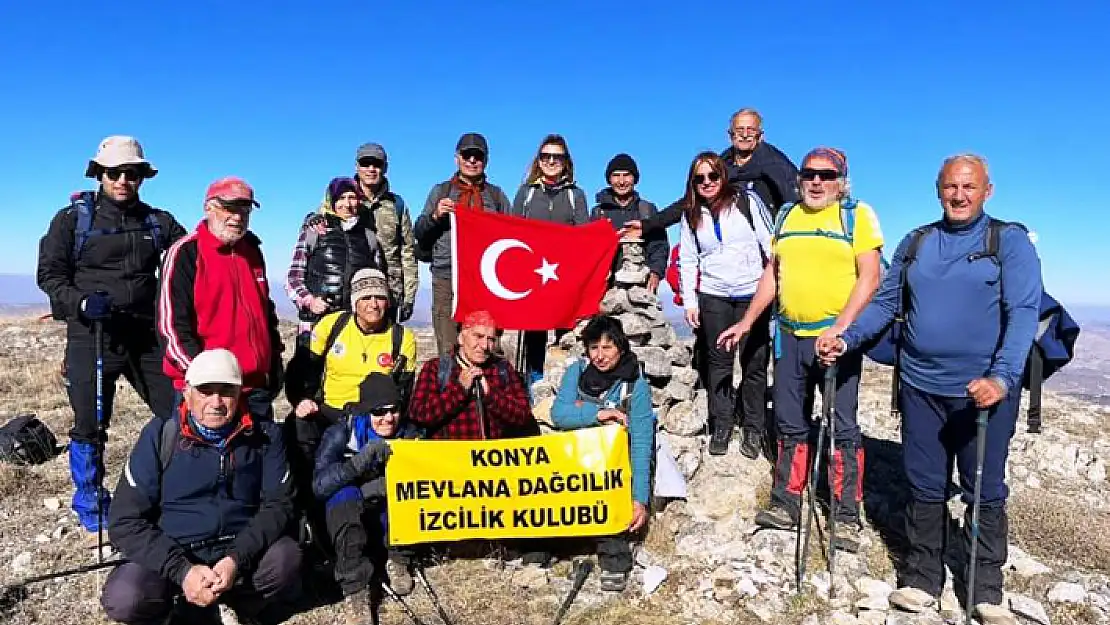 Dağcılar Aladag Kayak Merkezinin Zirvesini Gördü