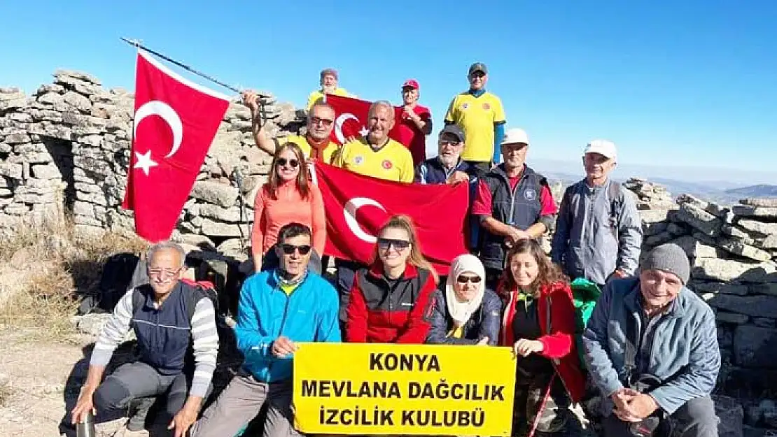 Dağcılar Erenkilit Dağı'nda zirve yaptı