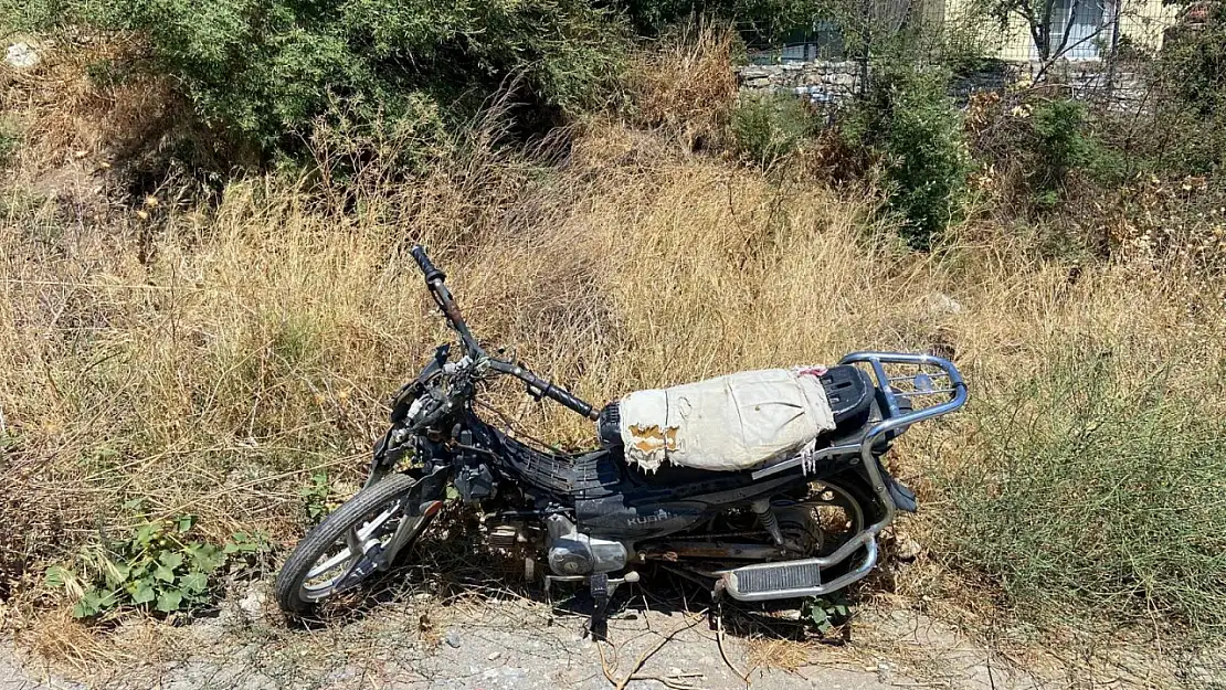 Devriye sırasında şasisi çizilmiş bir motosiklet bulundu.