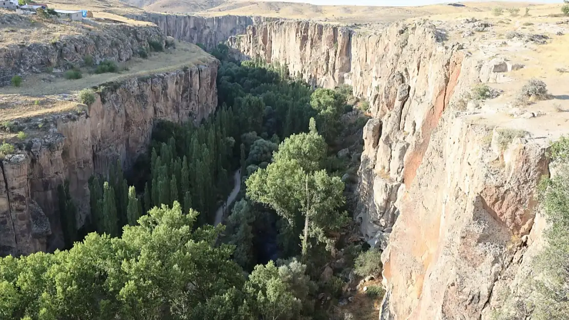 Dünyanın en büyük 2. kanyonu ziyaretçilerini ağırlıyor