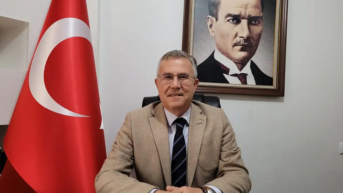 Eğitim-İş Konya Şube Başkanı Bahattin Ertuğrul Atatürk asla unutulmayacaktır!