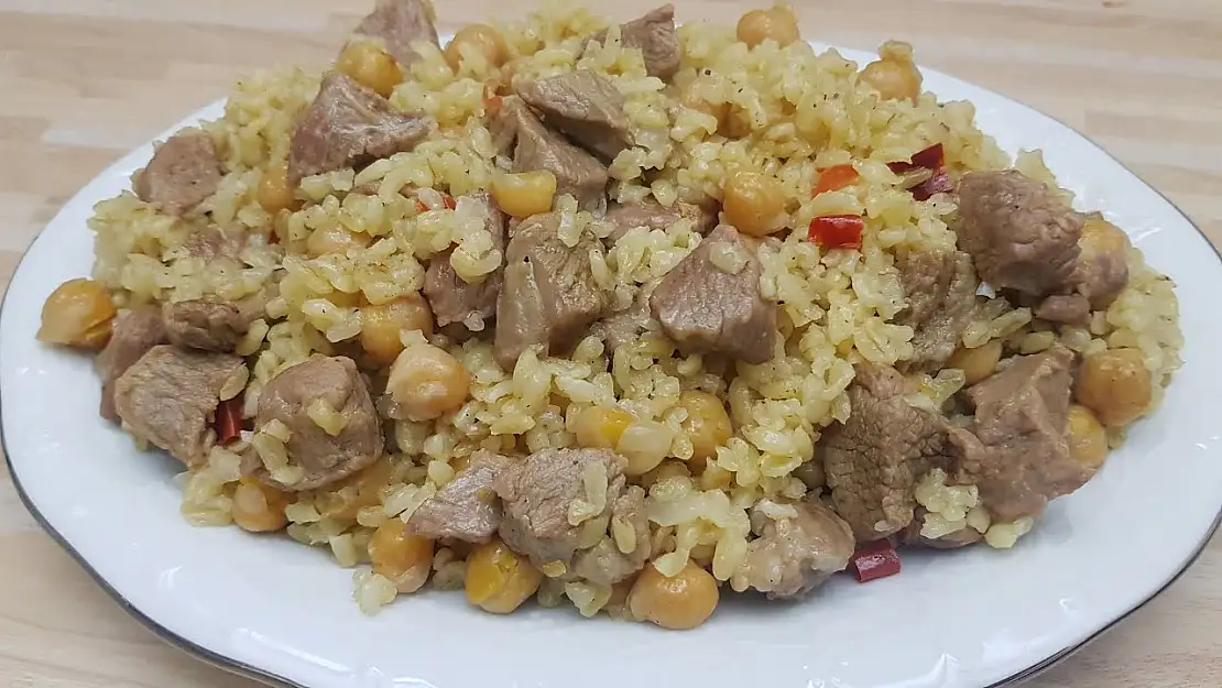 Etli Bulgur Pilavı Nasıl Yapılır? Etli Bulgur Pilavı Yaparken Hangi Malzemeler Kullanılır?