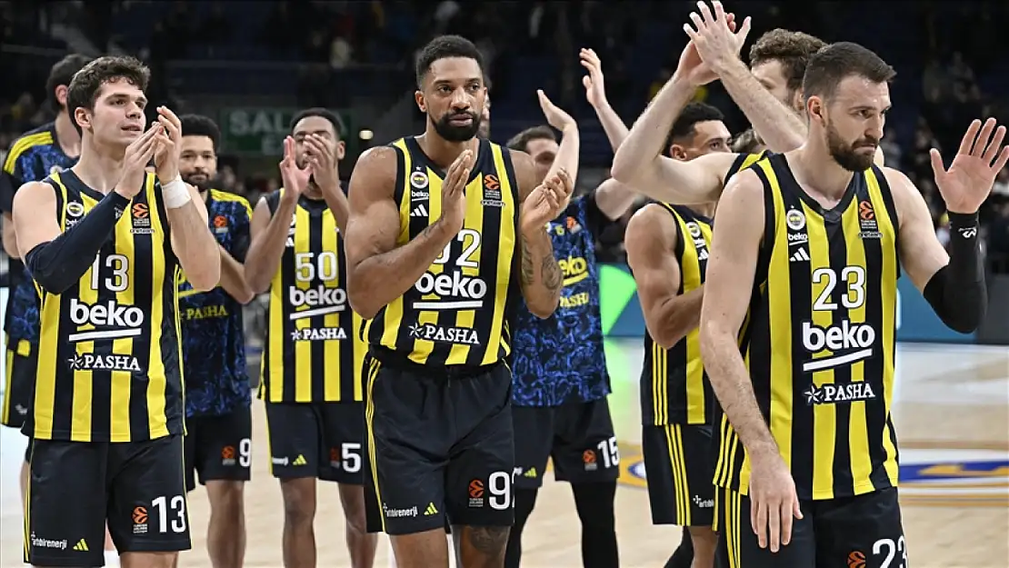 Fenerbahçe Beko, Paris Deplasmanında Avantaj Peşinde