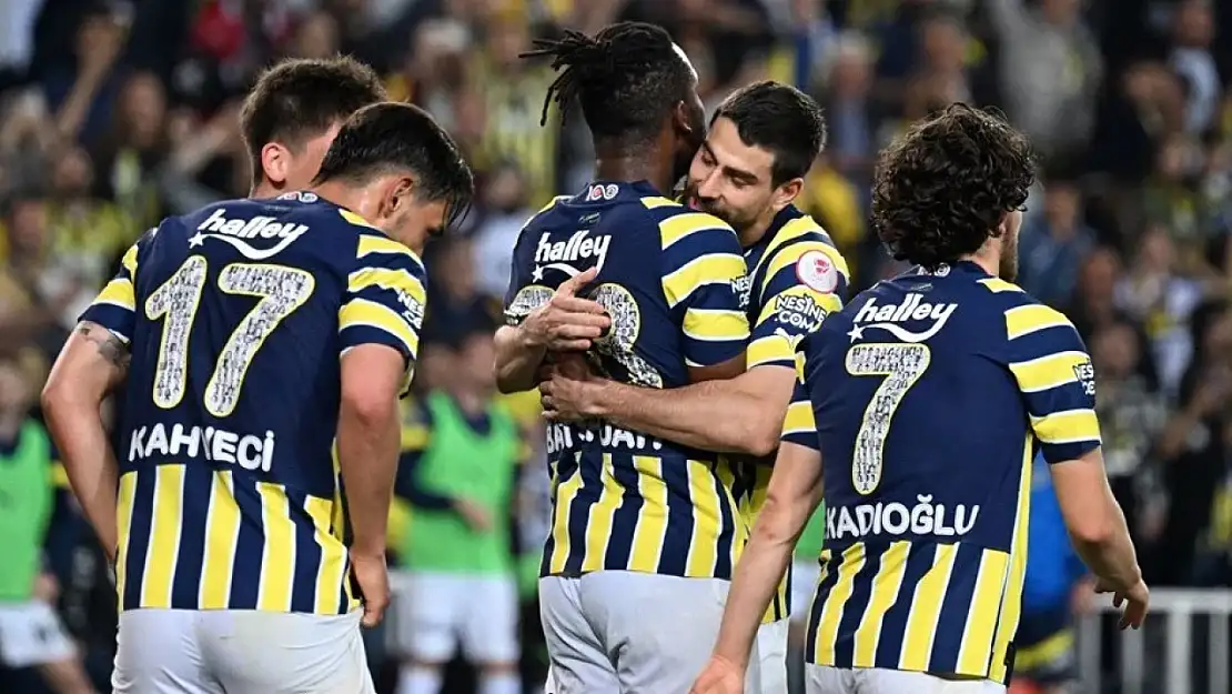 Fenerbahçe, Pazar Günü top başı yapıyor