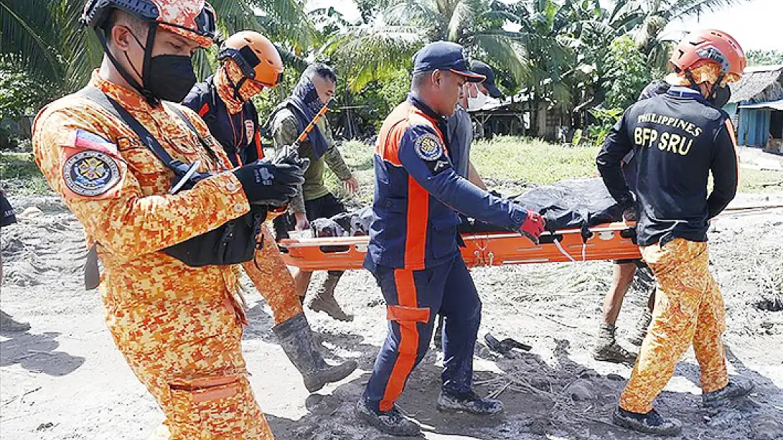 Filipinler şiddetli yağışlara teslim