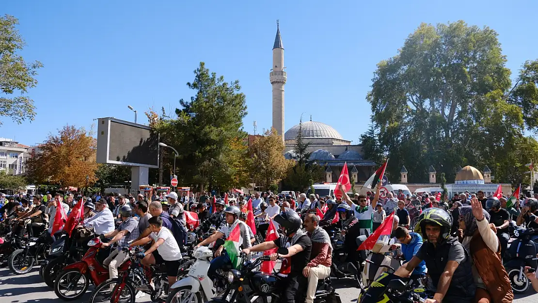 Filistin'e destek için motor ve bisiklet konvoyudüzenlendi