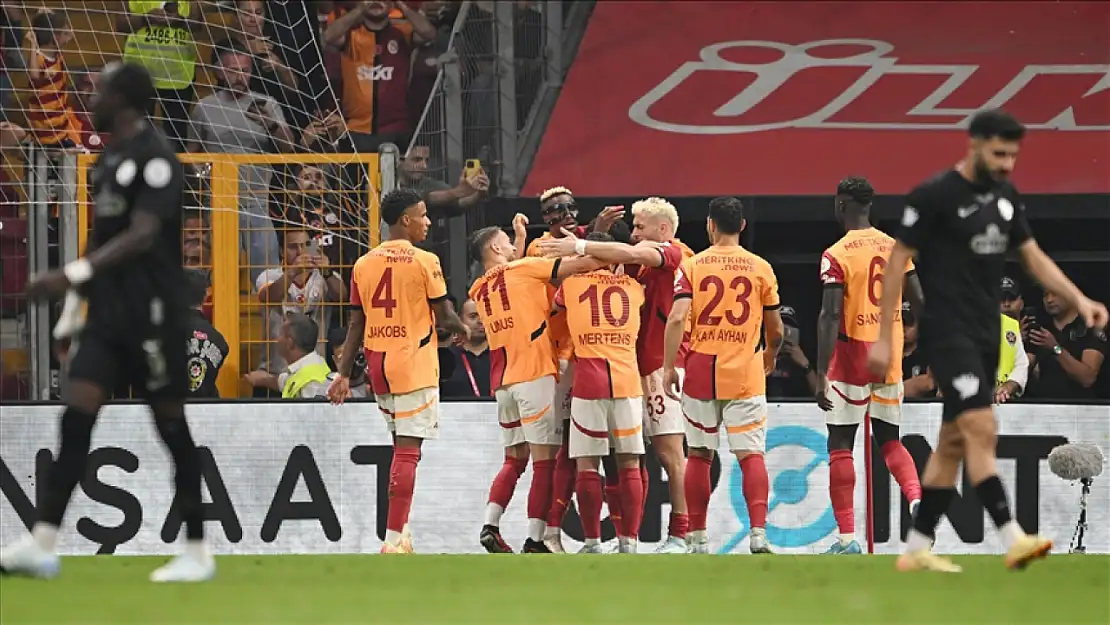 Galatasaray, Çaykur Rizespor'u mağlup etti