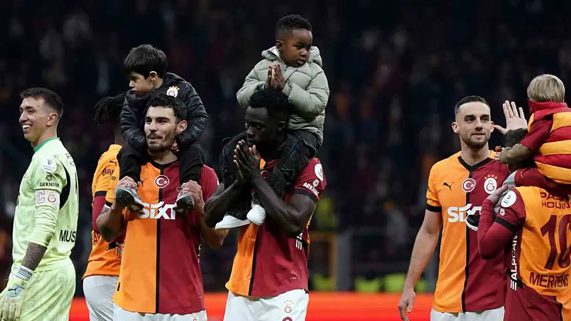 Galatasaray durdurulamıyor! Yenilmezlik serisi 21 maça çıktı