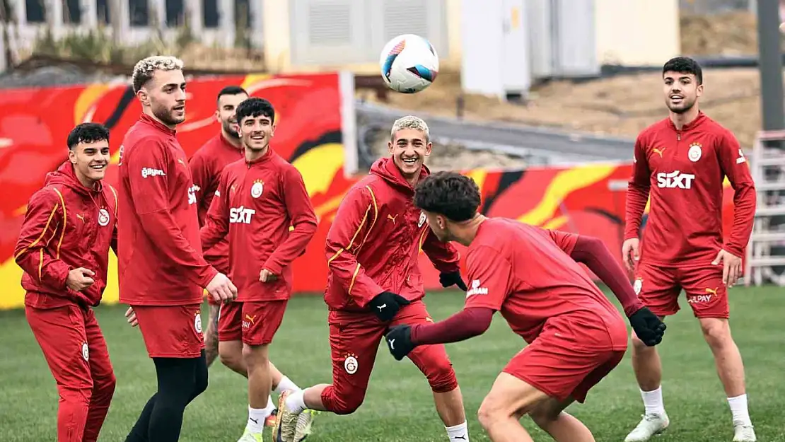 Galatasaray, Kasımpaşa mesaisine başladı