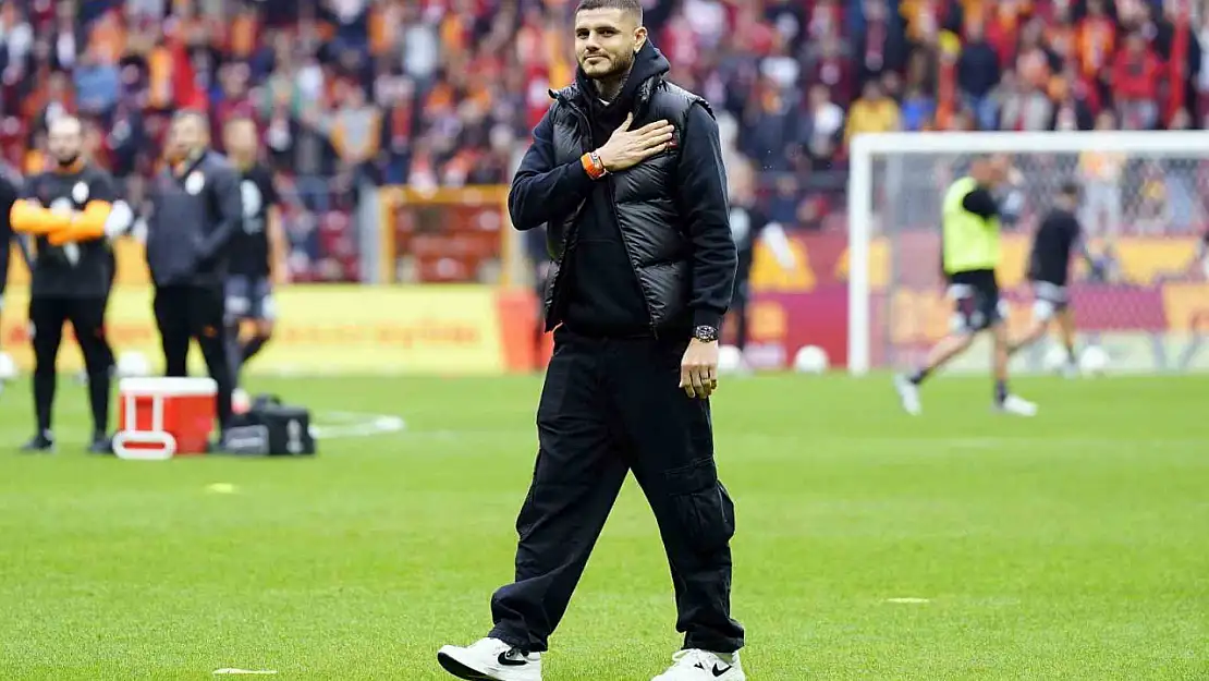 Galatasaray Taraftarlarından Icardi'ye Destek Mesajı