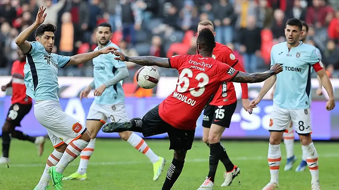 Gaziantep FK, Başakşehir Karşısında Çıkış Arıyor