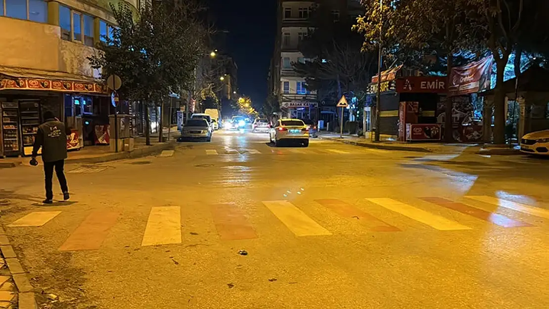 Gece saatlerinde korkutan deprem!