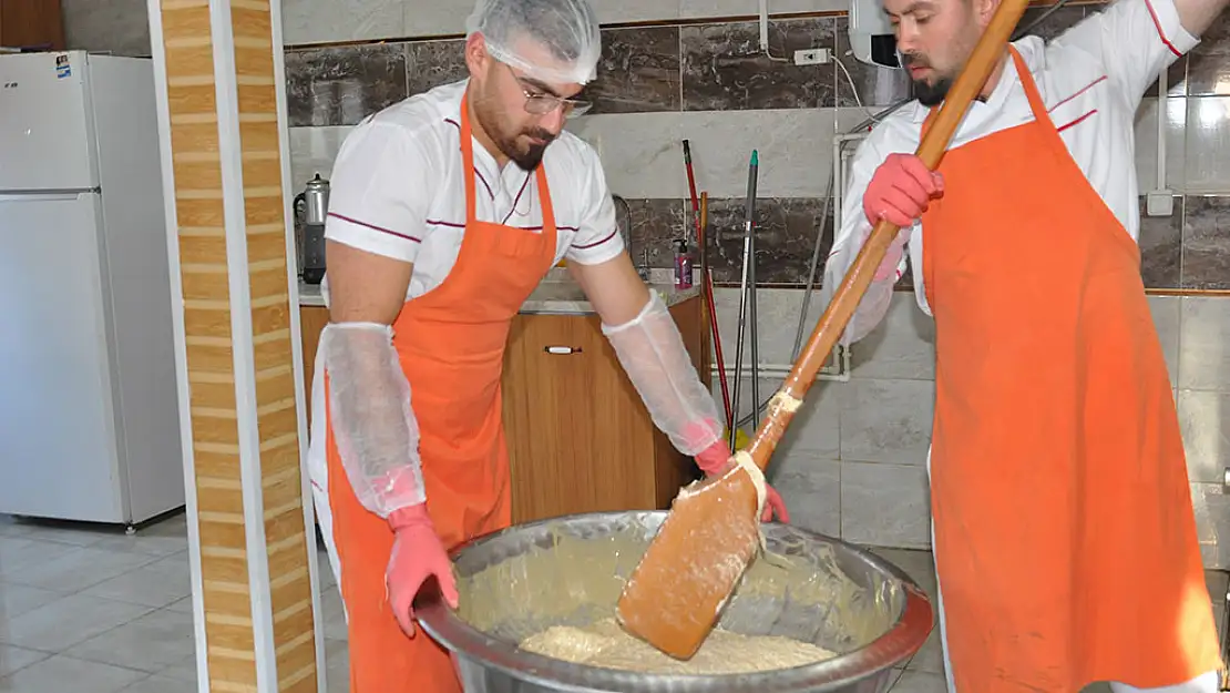 Helva sevenleri dört kuşaktır aynı lezzetle buluşturuyorlar