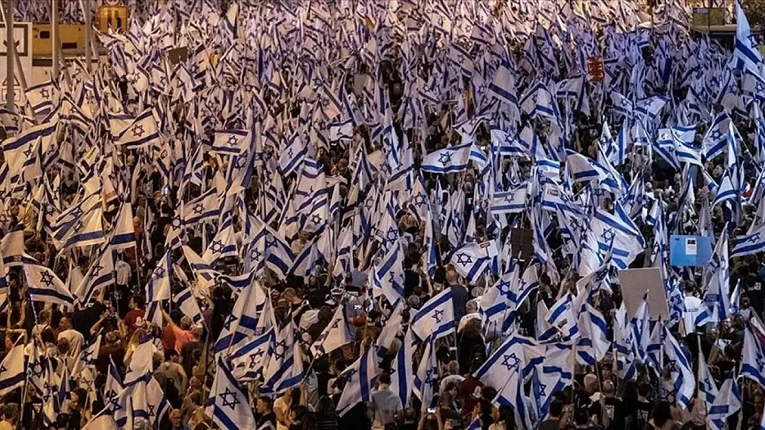 Hükümetin yargı düzenlemesine karşı İsrailliler protestolarını sürdürüyor