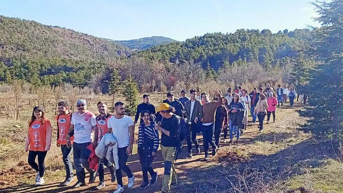 Ilgın'da çevre ve ekoloji farkındalığı için doğa yürüyüşü yapıldı