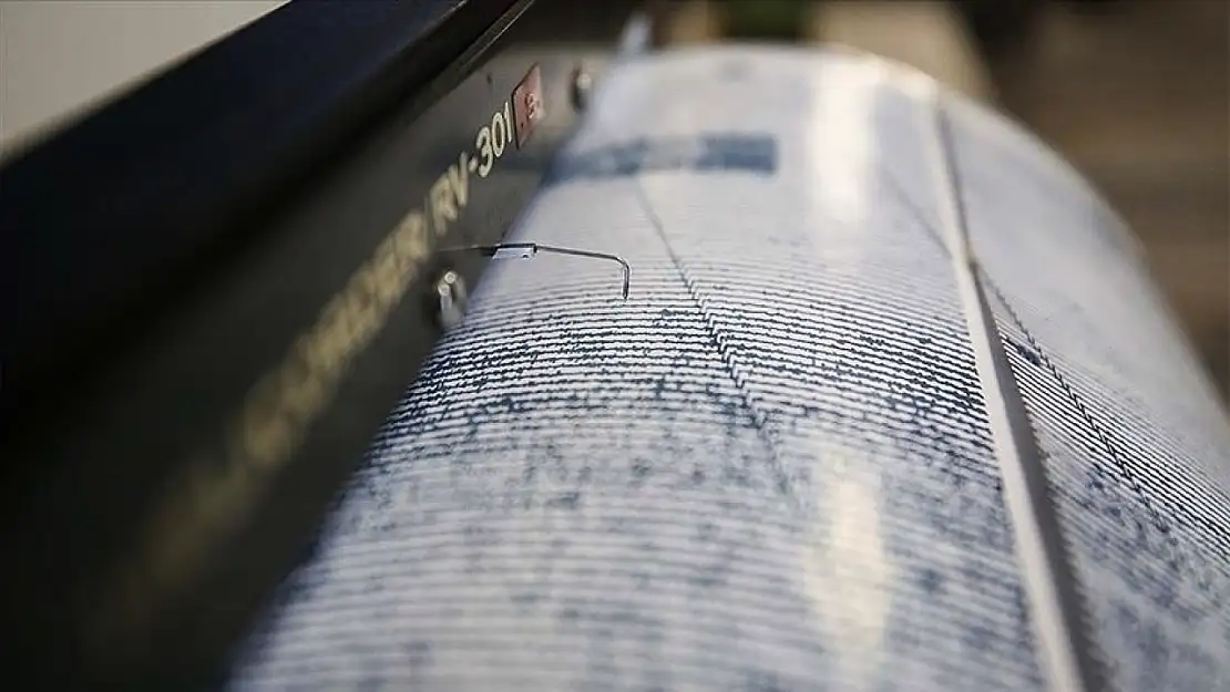 İran'da deprem