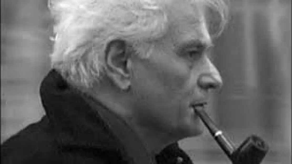 Jacques Derrida Kimdir ve Neden Önemlidir?