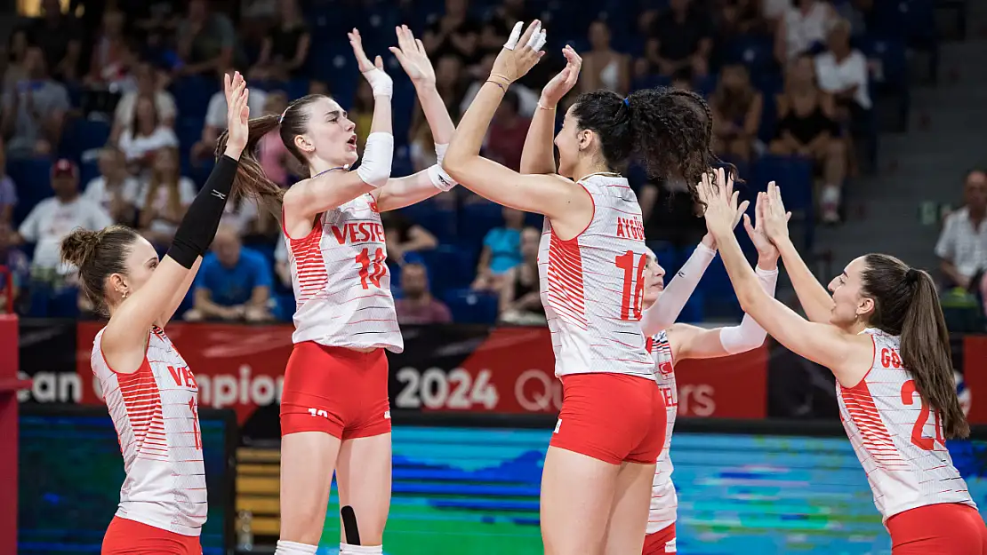 Kadın Voleybol Takımı U22 Şampiyonası finalinde