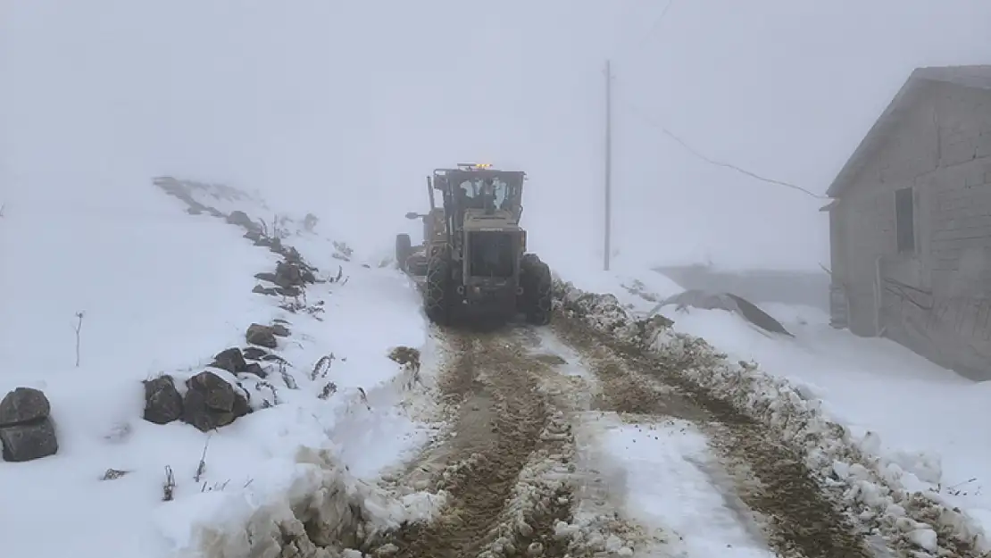 Kapanan yollar açılıyor!