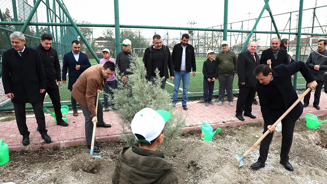 Karatay 2023 yılını dolu dolu geçirdi! Park ve bahçelerde çığır açtı!