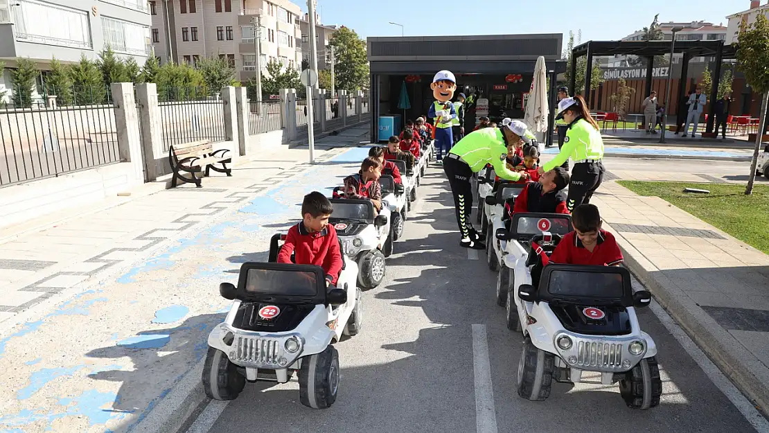 Karatay belediyesi, geleceğin sürücülerine trafik bilinci aşılıyor