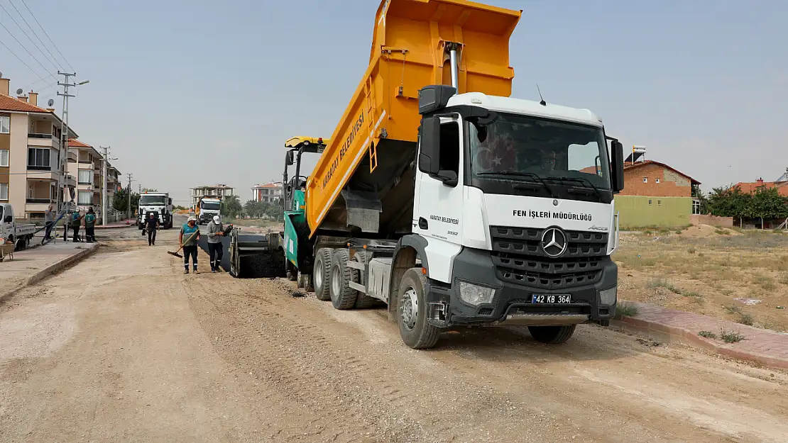 Karatay'da altyapı ve asfalt sezonu hareketli geçiyor