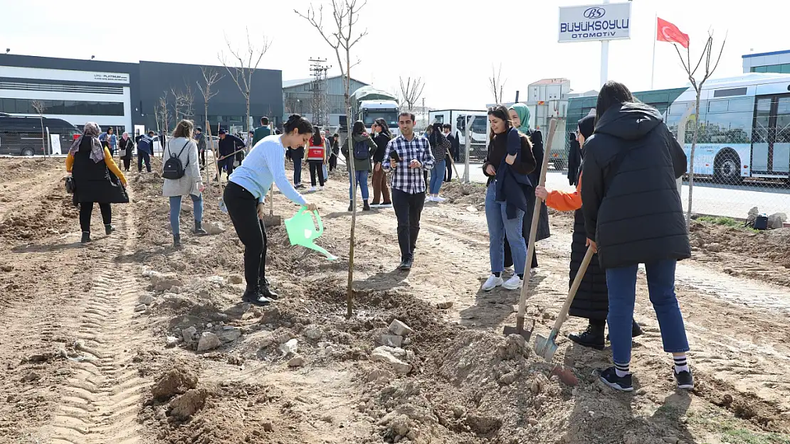 Karatay'da Fidan Dikim Etkinliği Düzenlendi