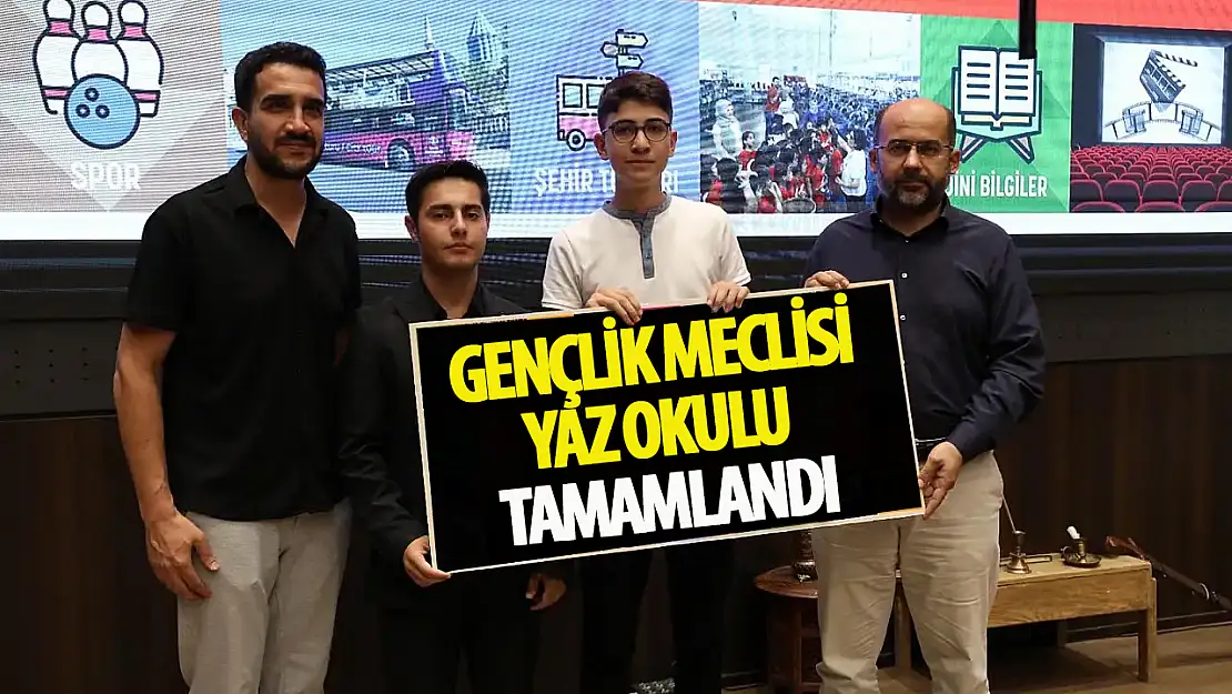 Karatay kent konseyi 'Gençlik meclisi yaz okulu' tamamlandı