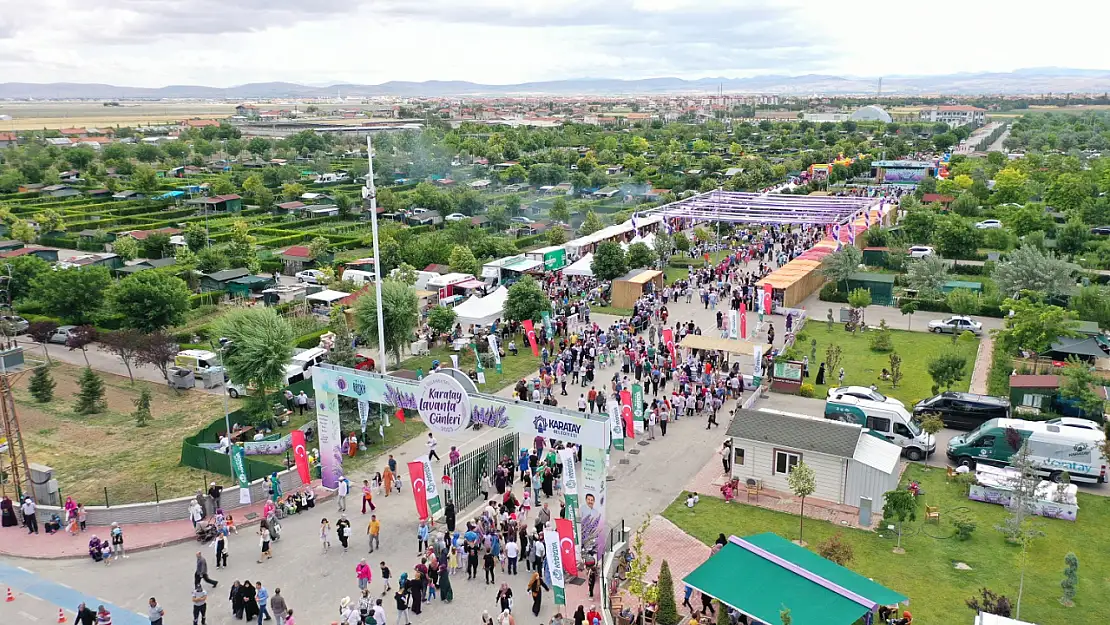 Karatay Lavanta Günleri iki günde yüzbinleri ağırladı