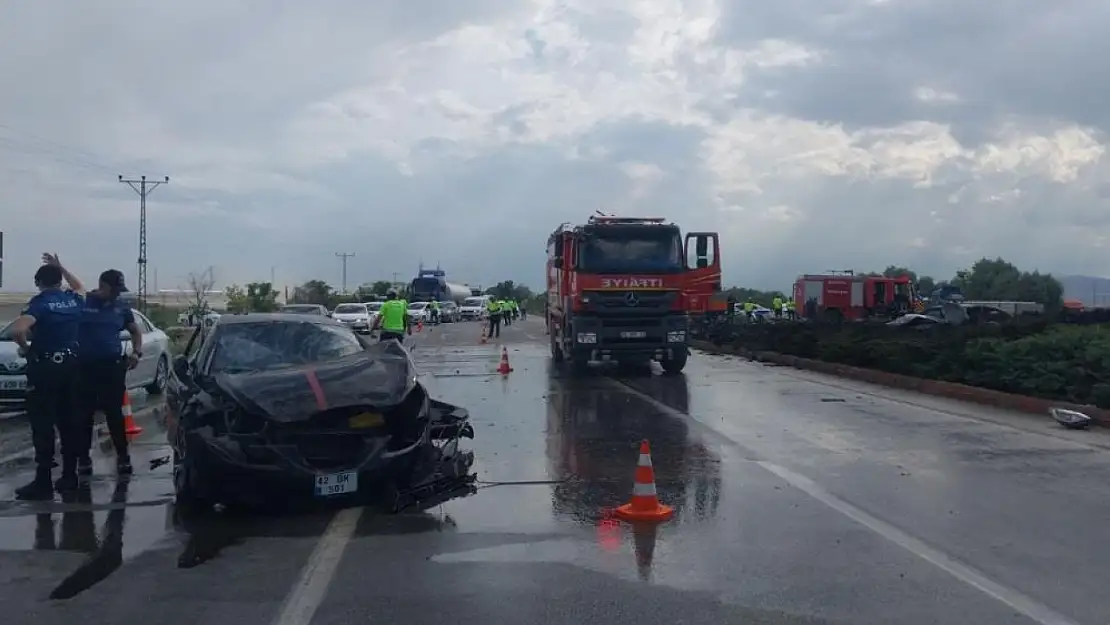 Konya'da takla atan otomobil yandı: Ölü ve yaralılar var