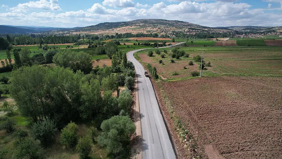 Konya Büyükşehir Ilgın'da Mahalle Yolu Standardını Yükseltiyor