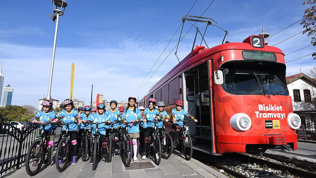 Konya Büyükşehir Minik Öğrencileri Bisiklet Tramvayıyla Tanıştırdı